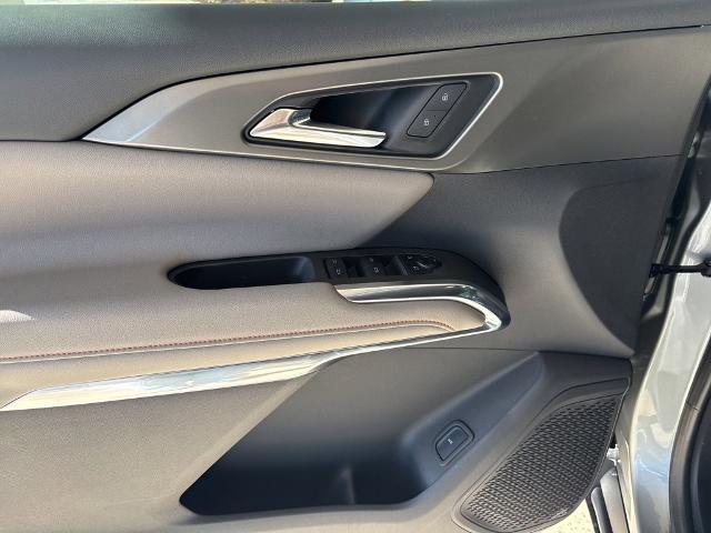2025 Chevrolet Traverse Vehicle Photo in MANHATTAN, KS 66502-5036