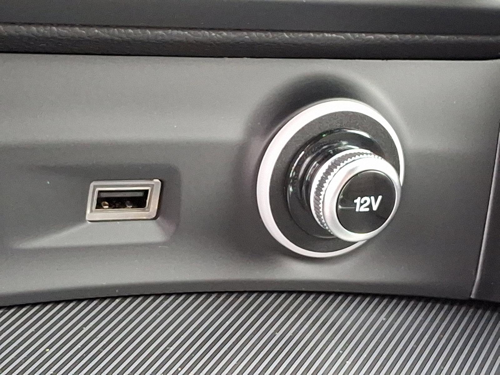 2023 Alfa Romeo Stelvio Vehicle Photo in Willow Grove, PA 19090
