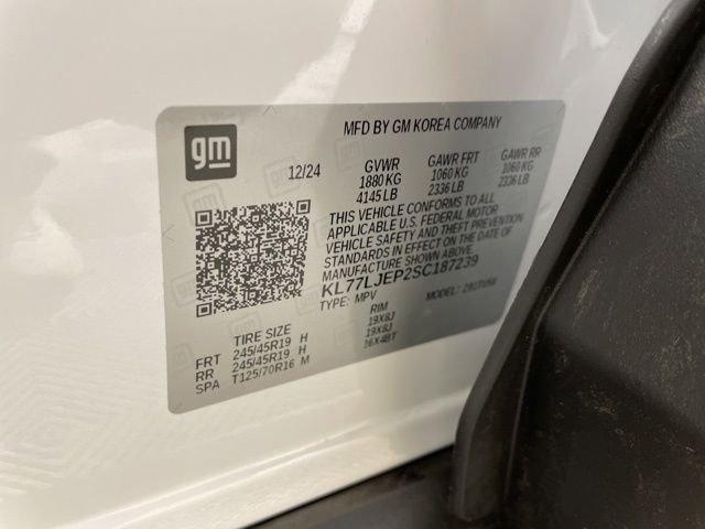 2025 Chevrolet Trax Vehicle Photo in PHOENIX, AZ 85014-3381