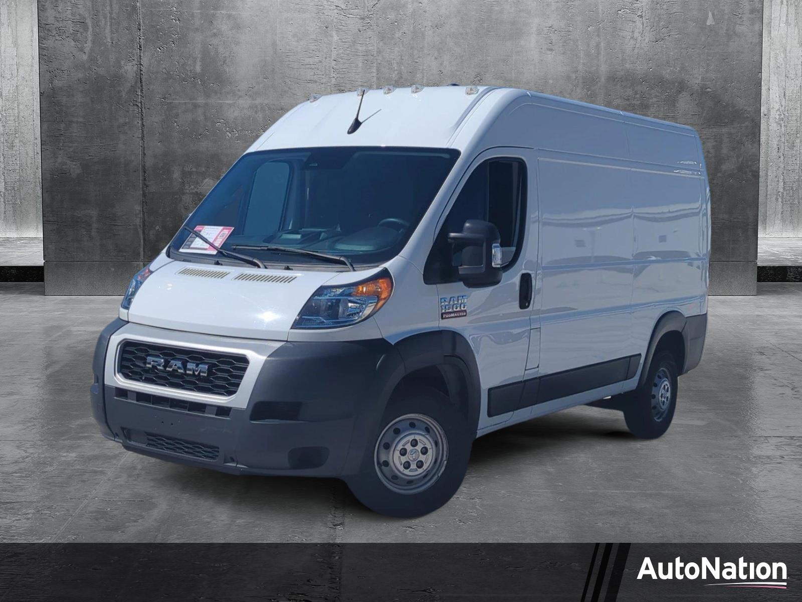 2022 Ram ProMaster Cargo Van Vehicle Photo in Pembroke Pines, FL 33027