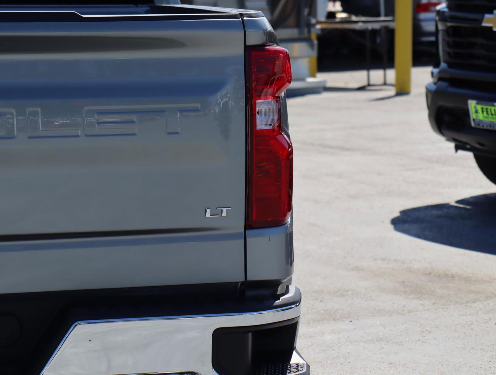 2025 Chevrolet Silverado 1500 Vehicle Photo in LOS ANGELES, CA 90007-3794