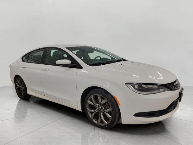 2015 Chrysler 200 Vehicle Photo in Neenah, WI 54956