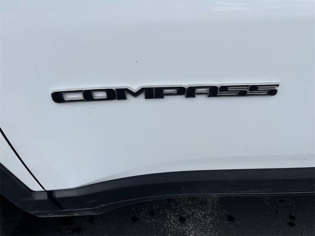 2022 Jeep Compass Vehicle Photo in TULLY, NY 13159-3159