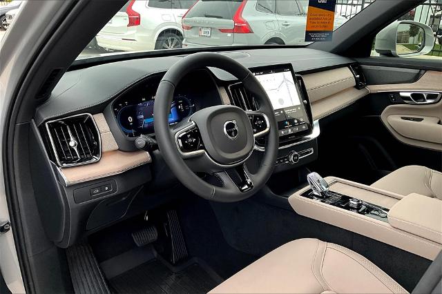 2025 Volvo XC90 Plug-In Hybrid Vehicle Photo in Grapevine, TX 76051