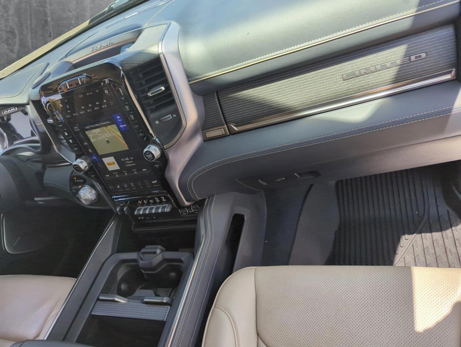 2019 Ram 1500 Vehicle Photo in Pembroke Pines, FL 33027