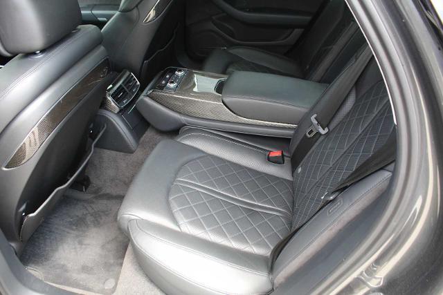 2013 Audi S8 Vehicle Photo in HOUSTON, TX 77090