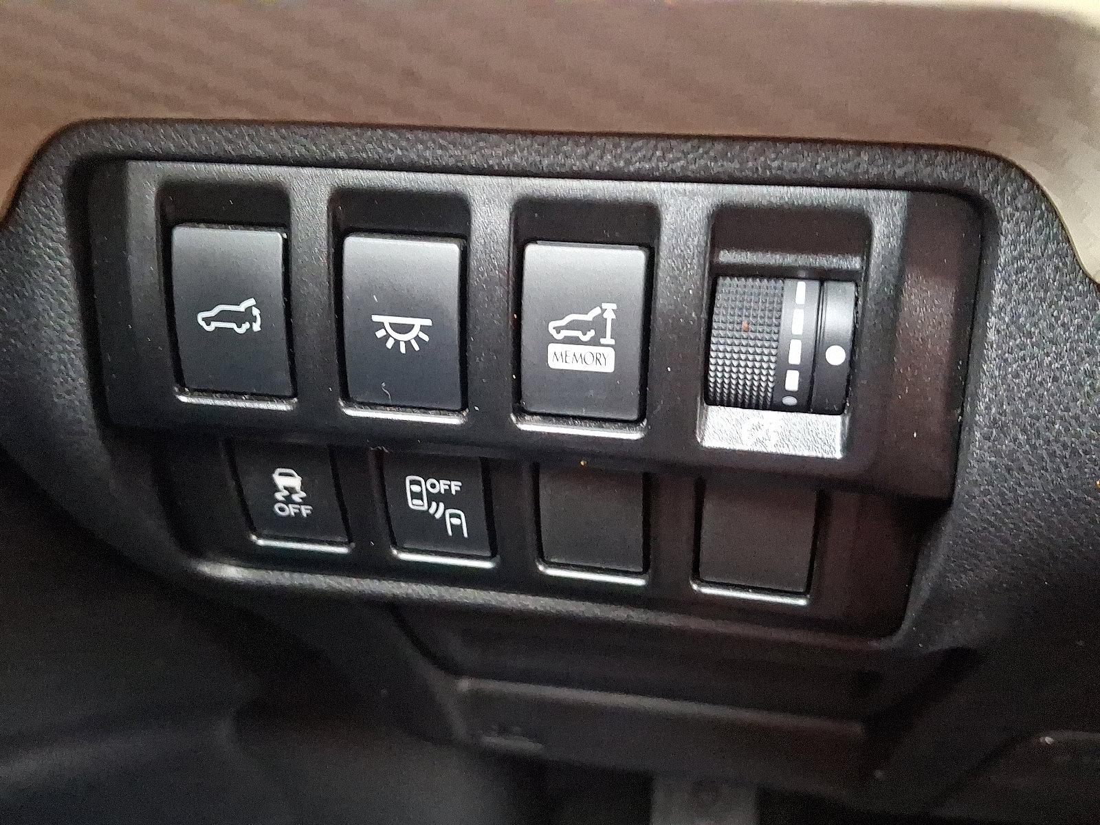 2022 Subaru Ascent Vehicle Photo in Harrisburg, PA 17111