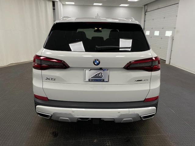 2022 BMW X5 xDrive40i Vehicle Photo in Appleton, WI 54913