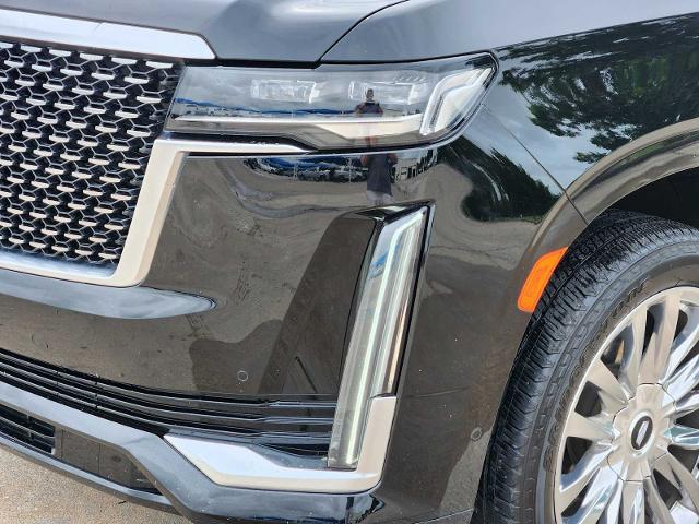2021 Cadillac Escalade Vehicle Photo in DENTON, TX 76210-9321