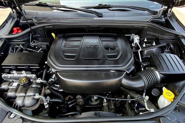 2019 Jeep Grand Cherokee Vehicle Photo in TOPEKA, KS 66609-0000