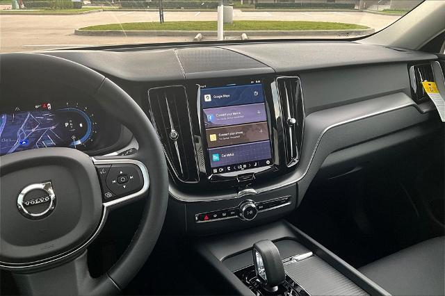 2025 Volvo XC60 Vehicle Photo in Houston, TX 77007