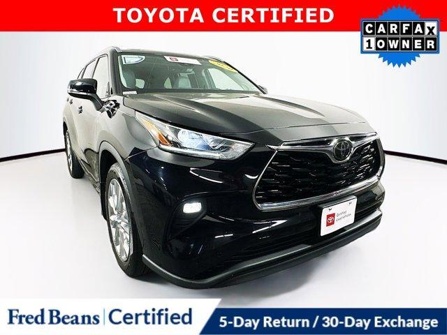 2020 Toyota Highlander Vehicle Photo in Flemington, NJ 08822