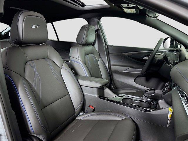 2025 Buick Envista Vehicle Photo in PUYALLUP, WA 98371-4149
