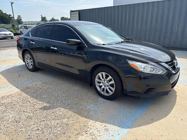2018 Nissan Altima Vehicle Photo in TREVOSE, PA 19053-4984