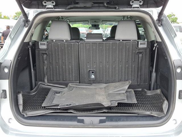 2024 Toyota Highlander Vehicle Photo in Philadelphia, PA 19116