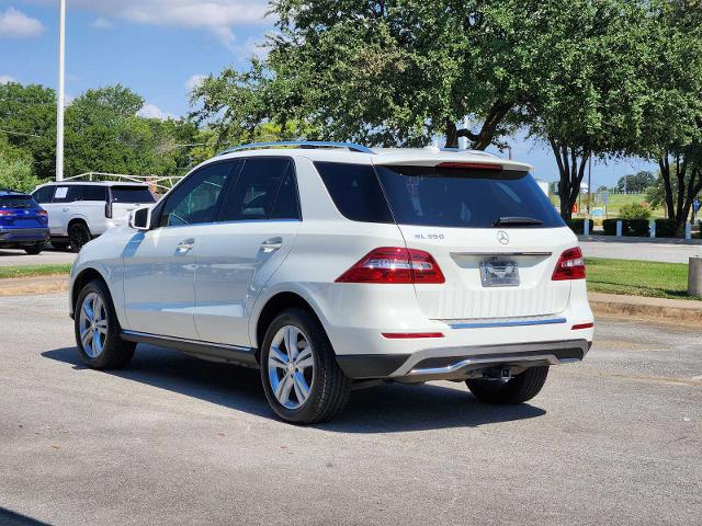 2013 Mercedes-Benz M-Class Vehicle Photo in DENTON, TX 76210-9321
