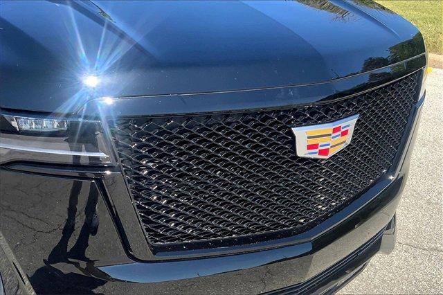 2023 Cadillac Escalade Vehicle Photo in KANSAS CITY, MO 64114-4545