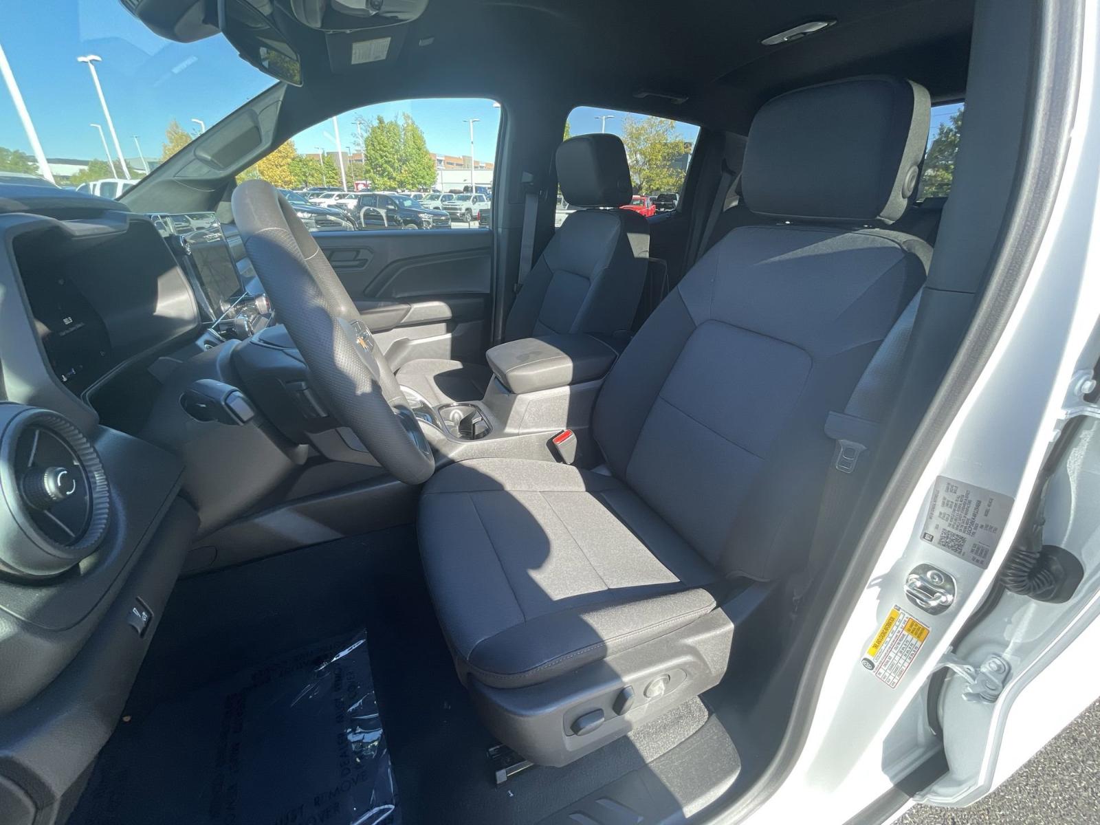 2024 Chevrolet Colorado Vehicle Photo in BENTONVILLE, AR 72712-4322