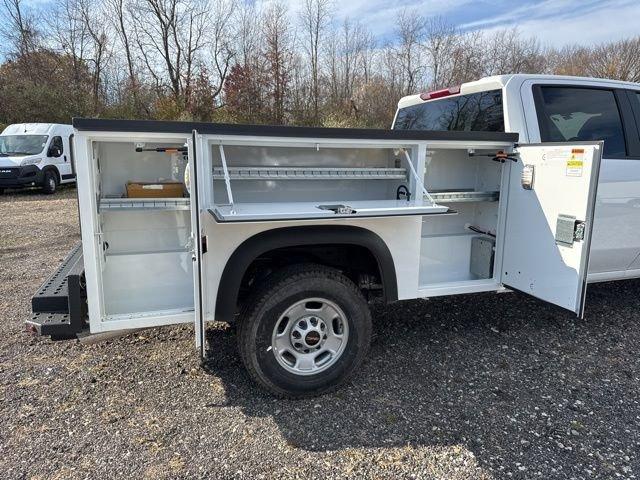 2024 GMC Sierra 2500 HD Vehicle Photo in MEDINA, OH 44256-9631