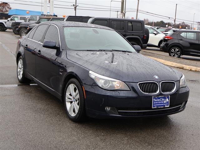 Used 2010 BMW 5 Series 528i with VIN WBANV1C55AC157685 for sale in Alcoa, TN