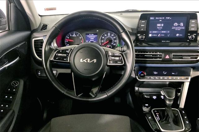 2023 Kia Seltos Vehicle Photo in Lees Summit, MO 64086
