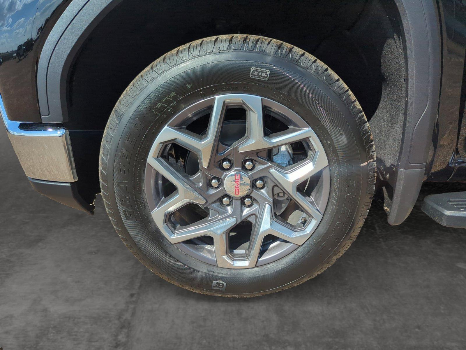 2024 GMC Sierra 1500 Vehicle Photo in MEMPHIS, TN 38115-1503
