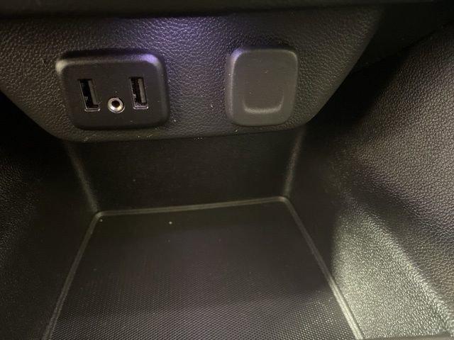 2021 Chevrolet Traverse Vehicle Photo in PHOENIX, AZ 85014-3381