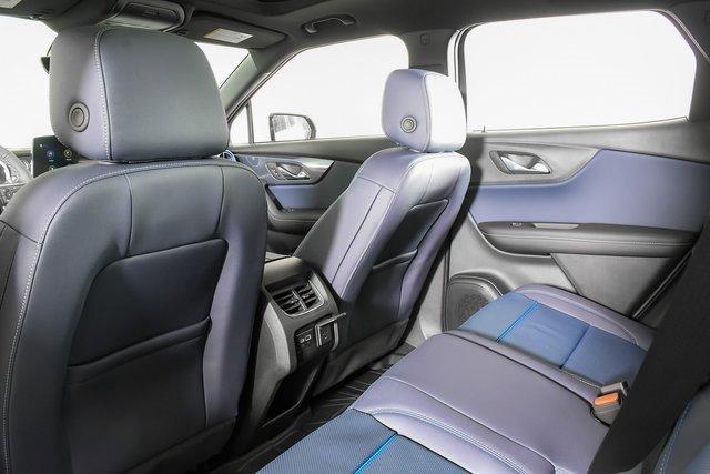 2025 Chevrolet Blazer Vehicle Photo in PUYALLUP, WA 98371-4149