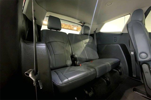 2021 Buick Enclave Vehicle Photo in TOPEKA, KS 66609-0000