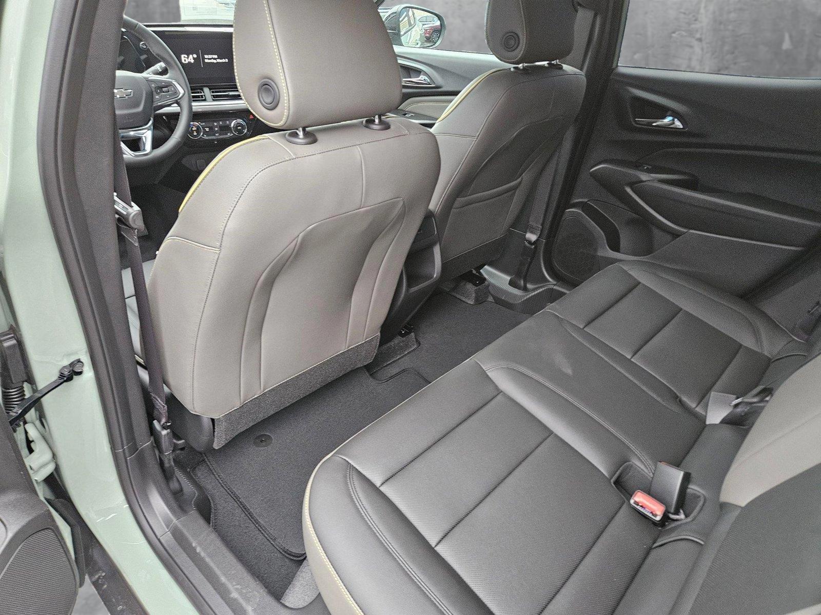 2025 Chevrolet Trax Vehicle Photo in NORTH RICHLAND HILLS, TX 76180-7199