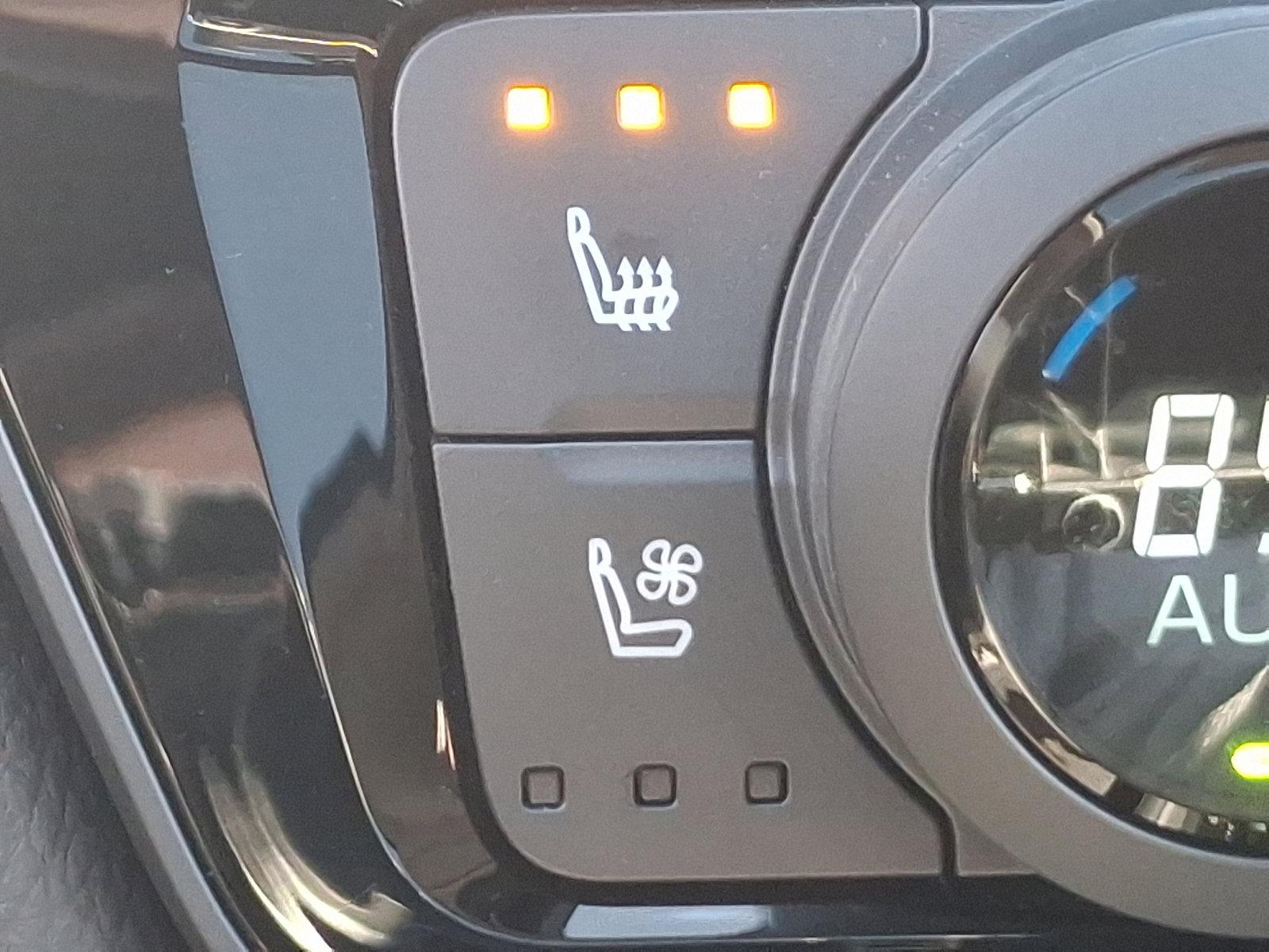 2024 Toyota Grand Highlander Vehicle Photo in Trevose, PA 19053