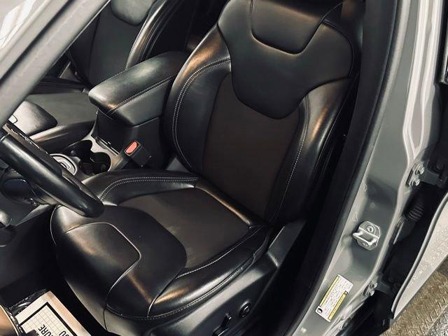 2020 Jeep Cherokee Vehicle Photo in MEDINA, OH 44256-9631