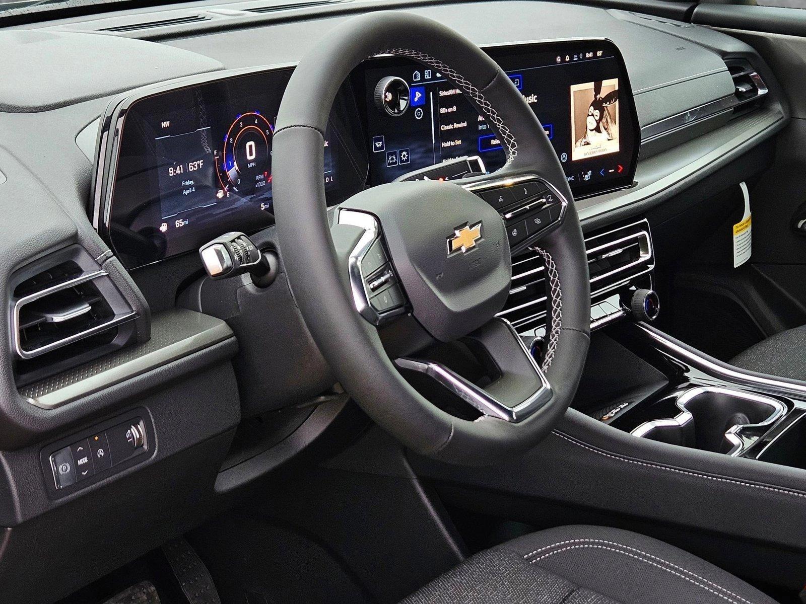 2025 Chevrolet Traverse Vehicle Photo in WACO, TX 76710-2592