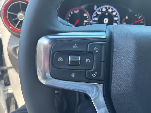 2025 Chevrolet Blazer Vehicle Photo in MARION, NC 28752-6372