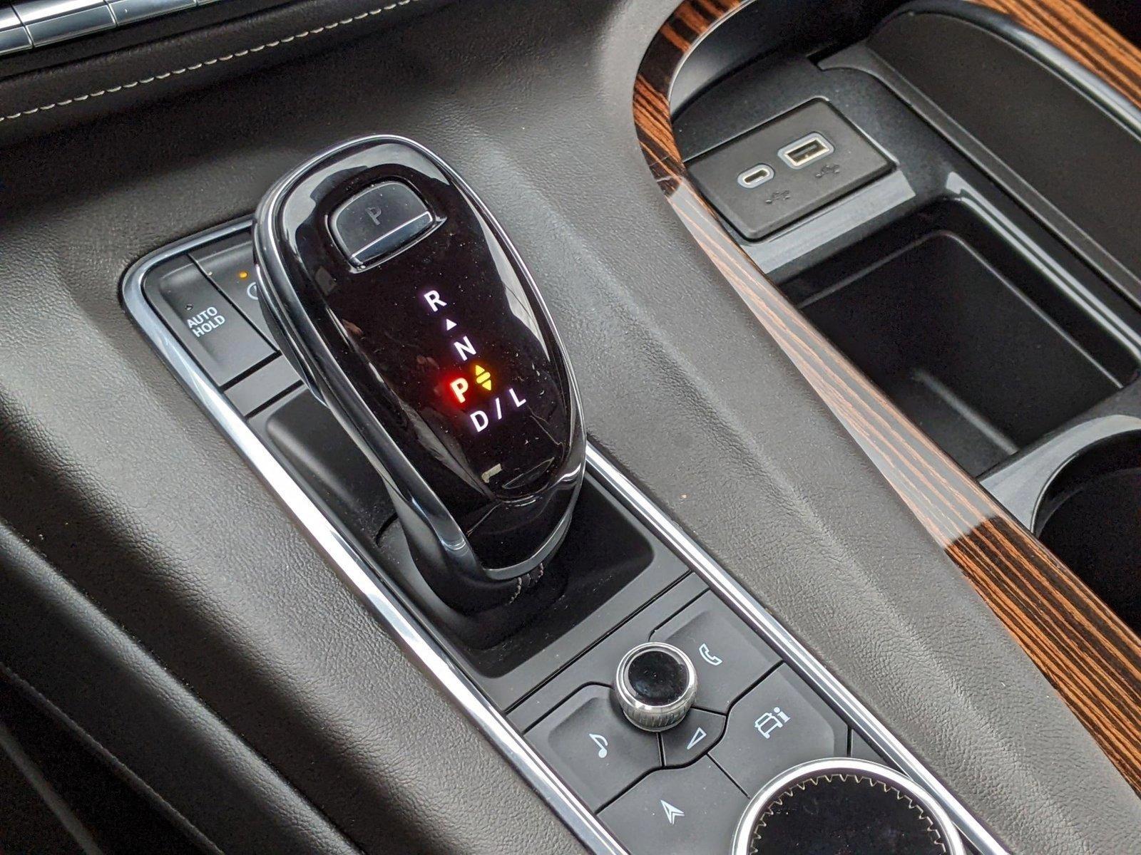 2022 Cadillac Escalade Vehicle Photo in TIMONIUM, MD 21093-2300