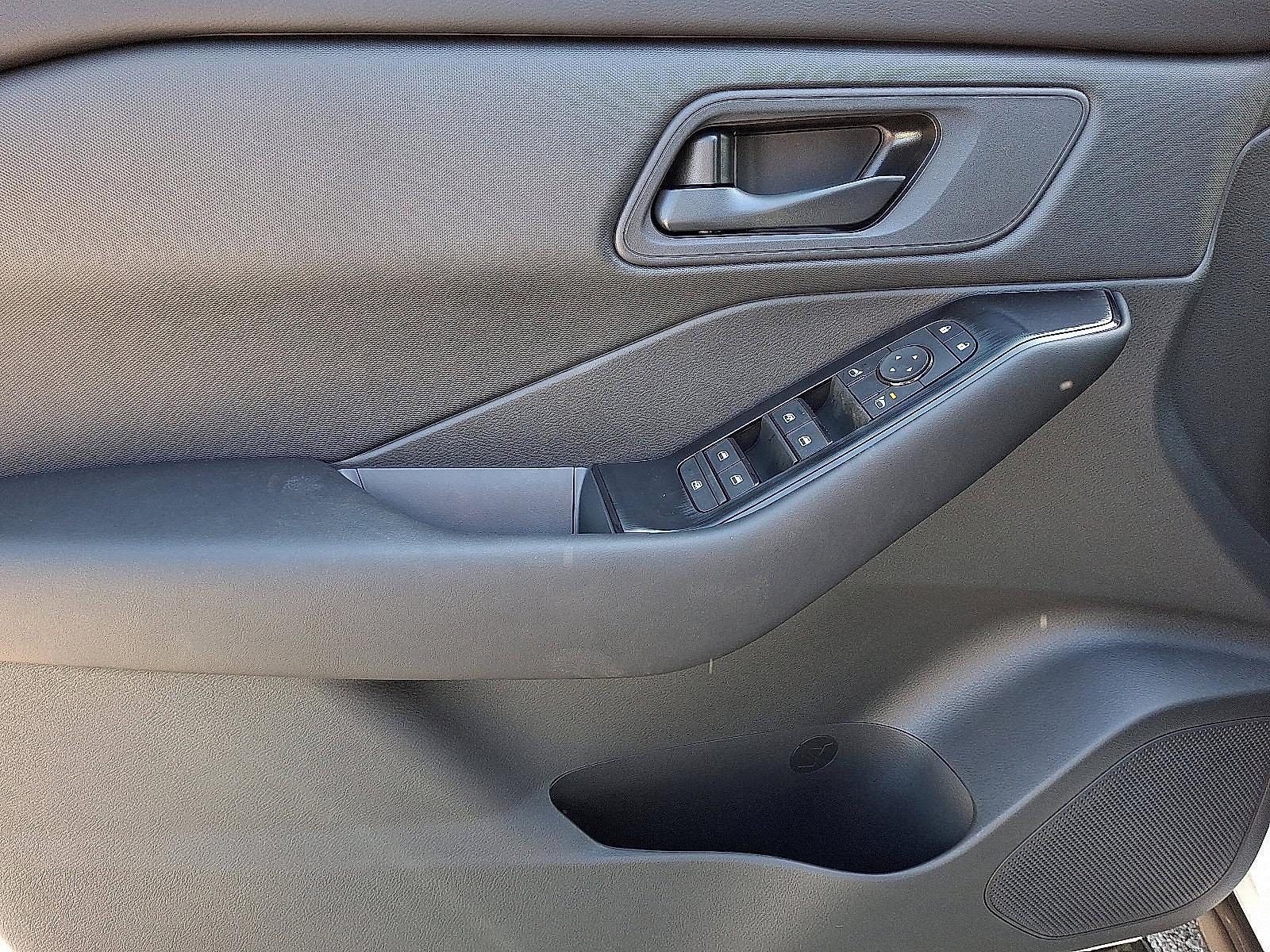 2025 Nissan Rogue Vehicle Photo in Mechanicsburg, PA 17050-2306