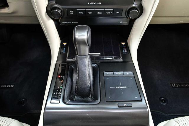 2022 Lexus GX 460 Vehicle Photo in DALLAS, TX 75235