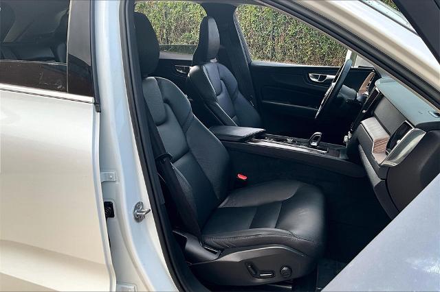 2022 Volvo XC60 Vehicle Photo in Houston, TX 77007