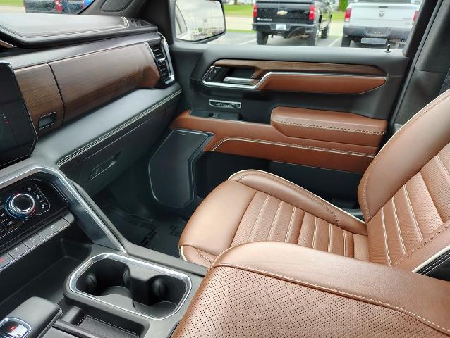 2023 GMC Sierra 1500 Vehicle Photo in GREEN BAY, WI 54304-5303