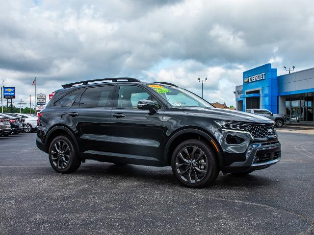 2023 Kia Sorento Vehicle Photo in MADISON, IN 47250-1611
