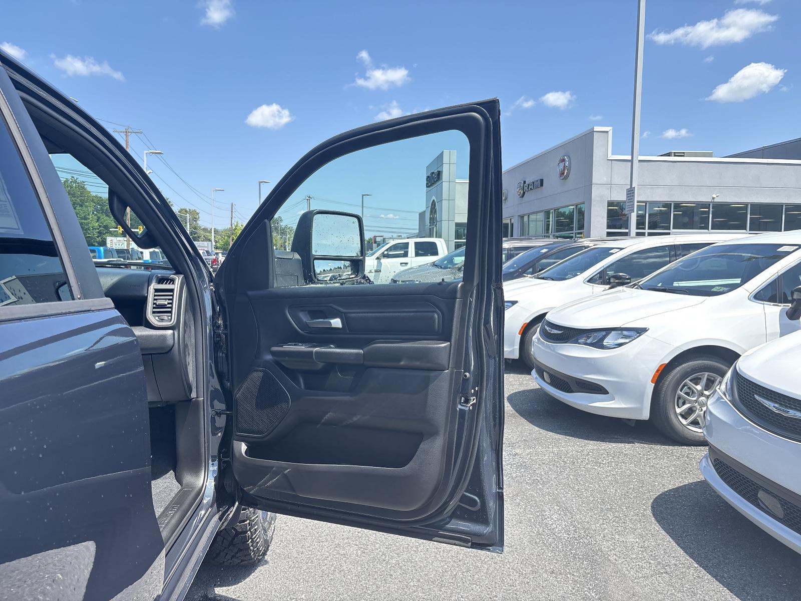 2026 Ram 1500 Vehicle Photo in Mechanicsburg, PA 17050-1707