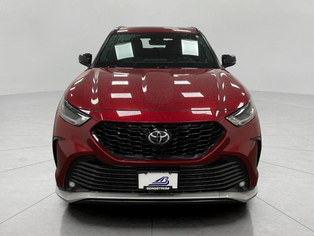 2021 Toyota Highlander Vehicle Photo in OSHKOSH, WI 54904-7811