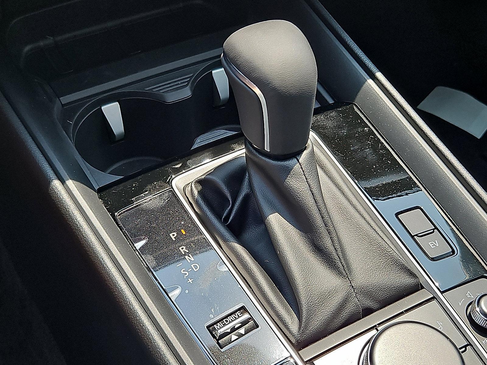 2025 Mazda CX-50 Hybrid Vehicle Photo in Trevose, PA 19053