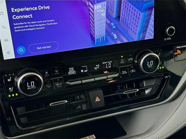 2023 Toyota Highlander Vehicle Photo in Everett, WA 98204