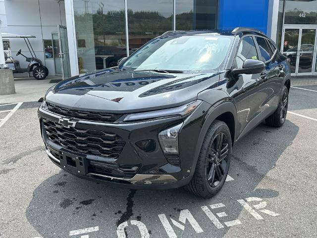 2025 Chevrolet Trax Vehicle Photo in GARDNER, MA 01440-3110