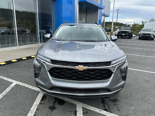 2025 Chevrolet Trax Vehicle Photo in GARDNER, MA 01440-3110