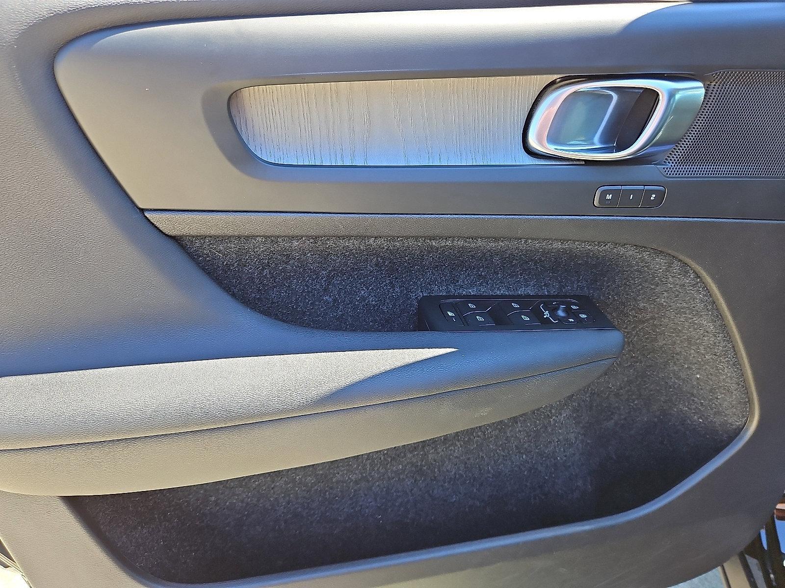2023 Volvo XC40 Vehicle Photo in Trevose, PA 19053