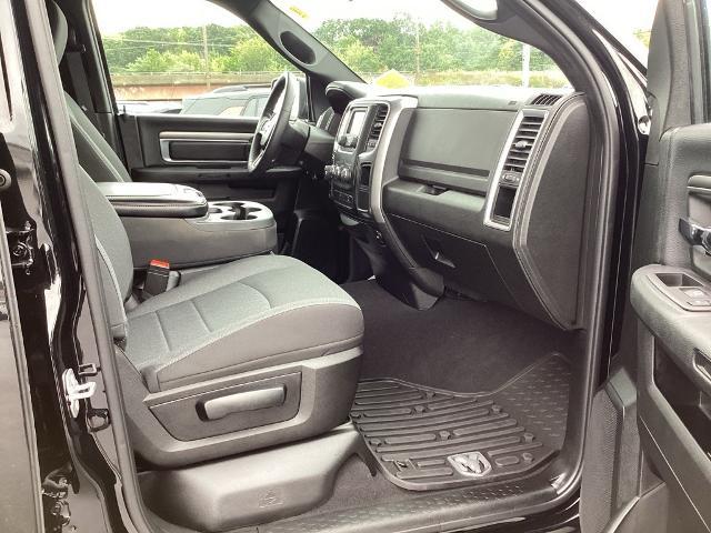 2022 Ram 1500 Classic Vehicle Photo in Gardner, MA 01440