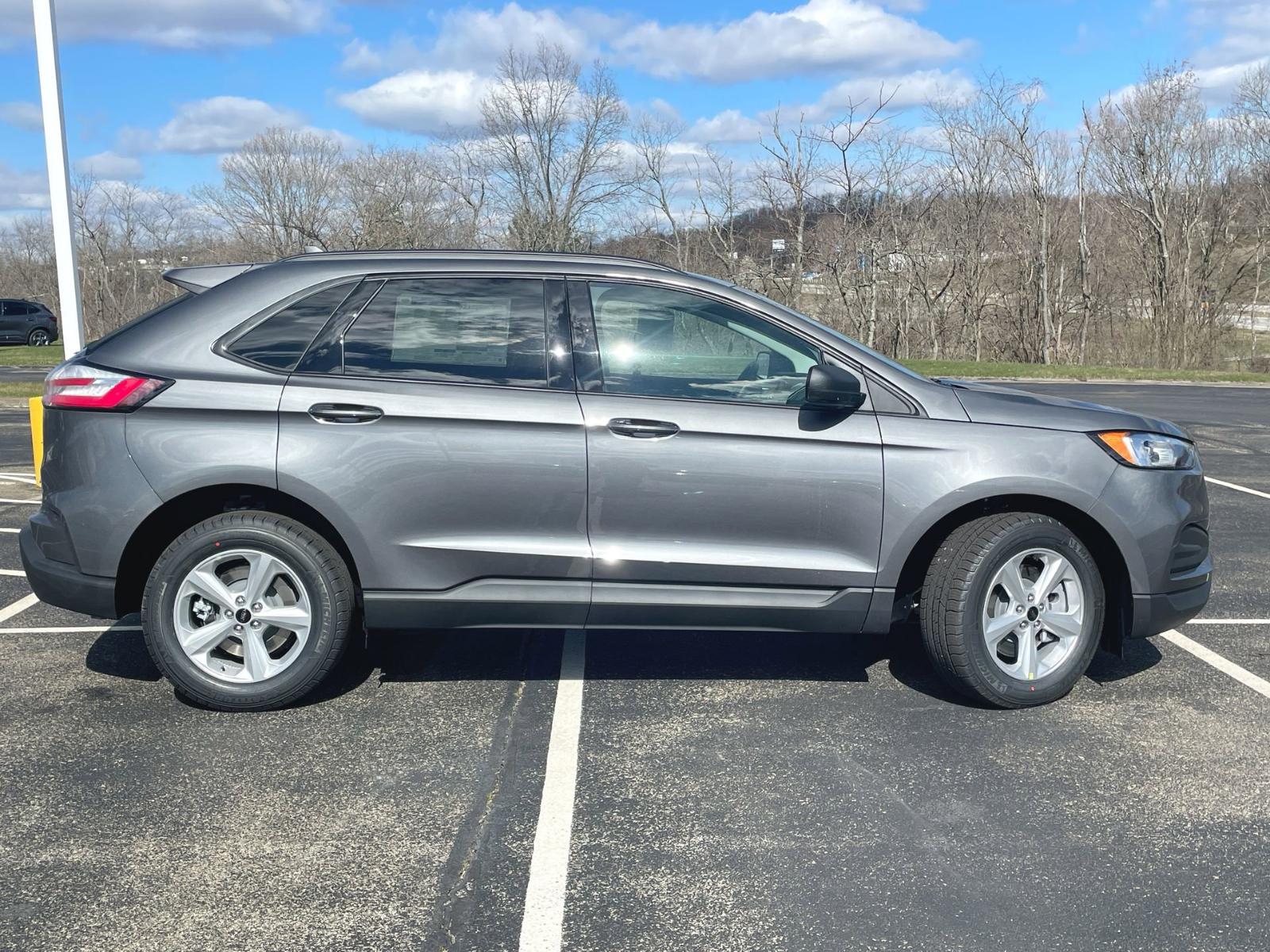 2024 Ford Edge Vehicle Photo in Belle Vernon, PA 15012