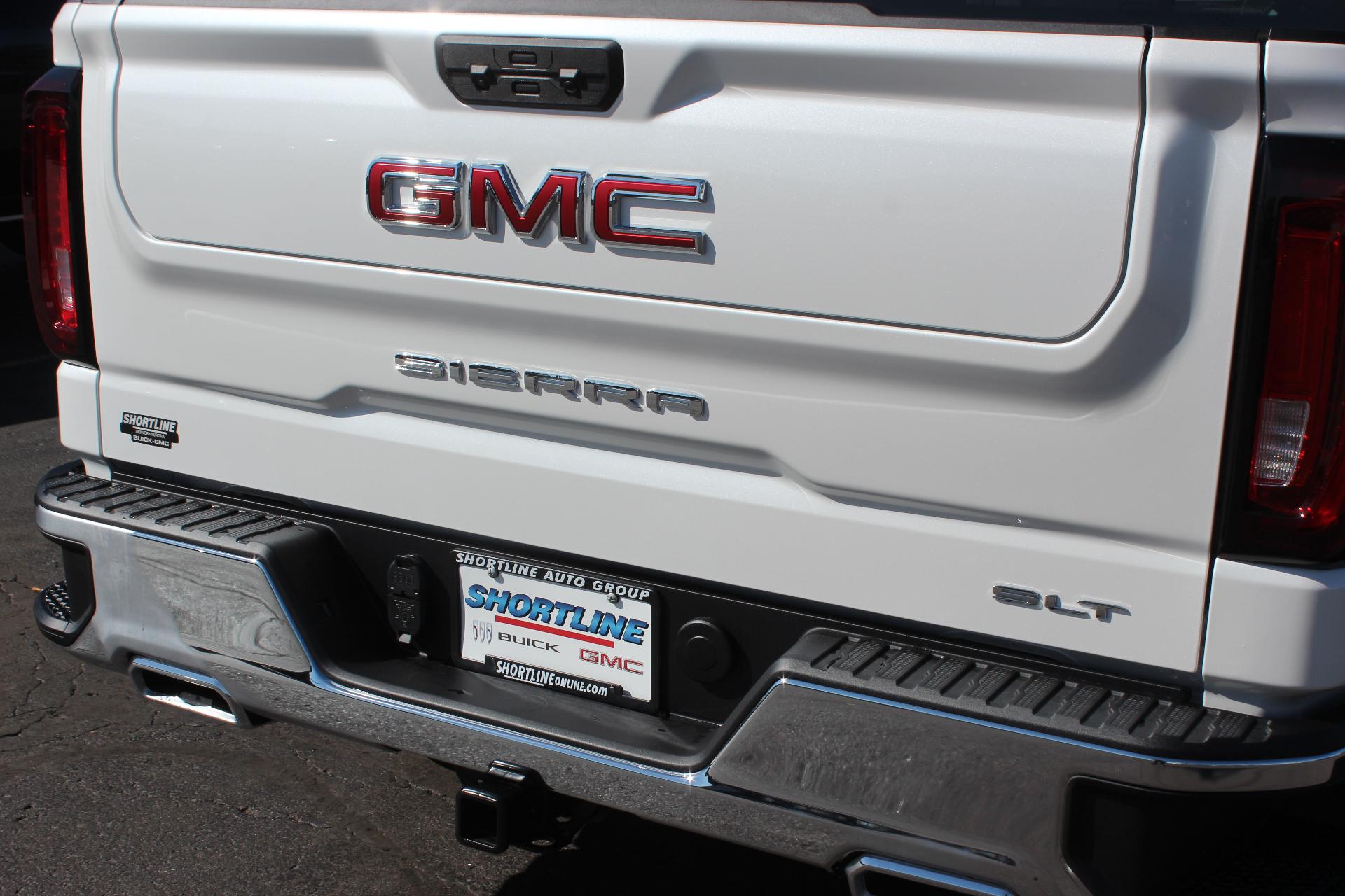 2025 GMC Sierra 1500 Vehicle Photo in AURORA, CO 80012-4011